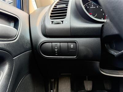 2017 Kia Forte LX   - Photo 30 - St John's, NL A1B 1C2