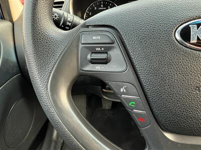 2017 Kia Forte LX   - Photo 26 - St John's, NL A1B 1C2