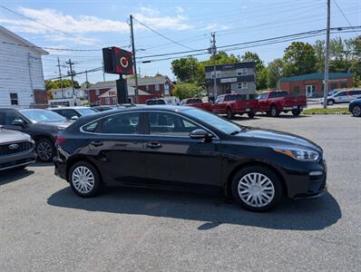 2021 Kia Forte5 EX - Photo 2 - St John's, NL A1B 1C2