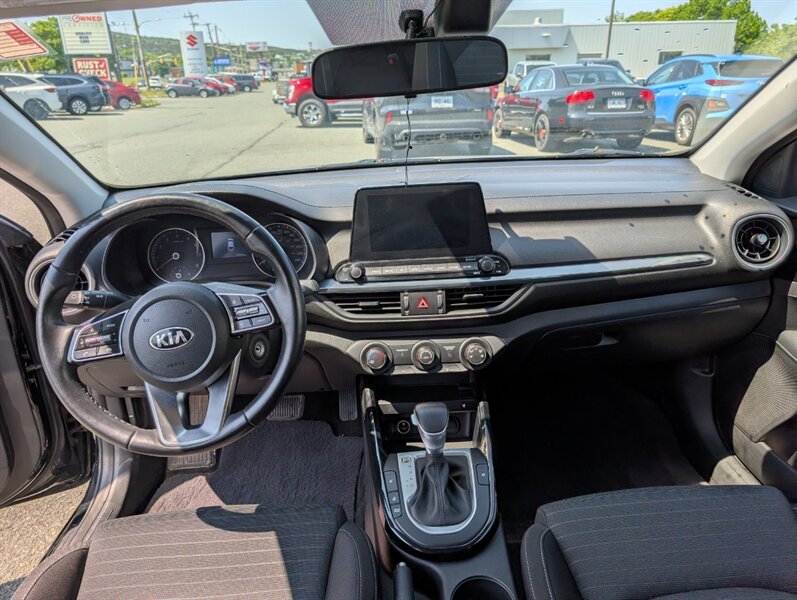 2021 Kia Forte5 EX - Photo 5 - St John's, NL A1B 1C2