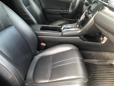 2017 Honda Civic Touring   - Photo 7 - Clarenville, NL A5A 2C4