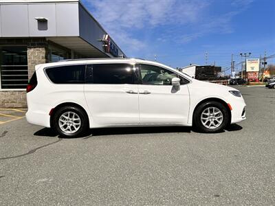 2021 Chrysler Pacifica Touring L   - Photo 4 - St John's, NL A1B 1C2