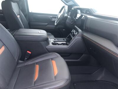 2025 GMC Sierra 2500 AT4   - Photo 10 - Clarenville, NL A5A 2C4