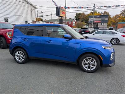 2022 Kia Soul EX - Photo 4 - St John's, NL A1B 1C2