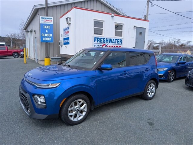 2022 Kia Soul EX   - Photo 1 - St John's, NL A1B 1C2