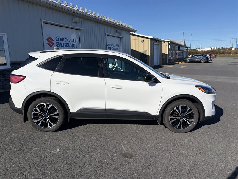 2022 Ford Escape SE - Photo 3 - Clarenville, NL A5A 2C4