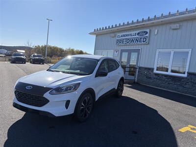 2022 Ford Escape SE - Photo 2 - Clarenville, NL A5A 2C4