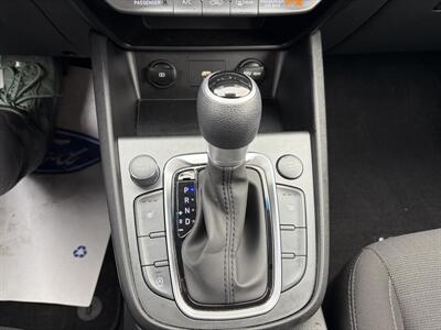 2022 Hyundai KONA Essential   - Photo 9 - Clarenville, NL A5A 2C4
