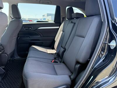 2018 Toyota Highlander LE   - Photo 20 - St John's, NL A1B 1C2