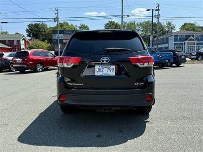 2018 Toyota Highlander LE   - Photo 6 - St John's, NL A1B 1C2