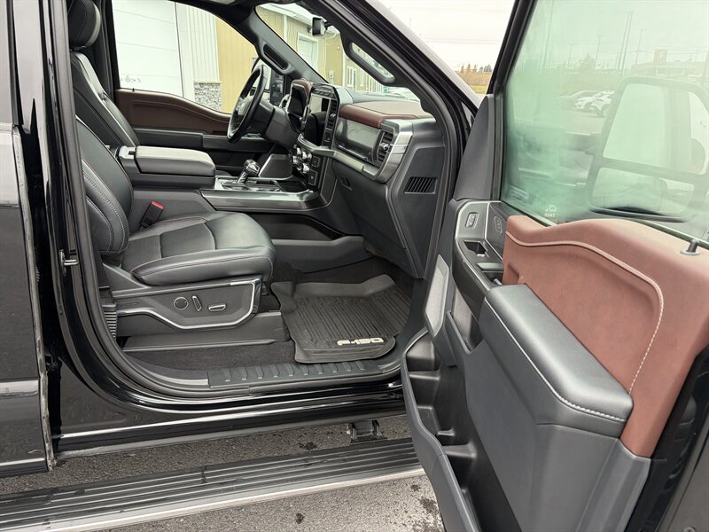 2023 Ford F-150 Lariat Hybrid - Photo 5 - Clarenville, NL A5A 2C4