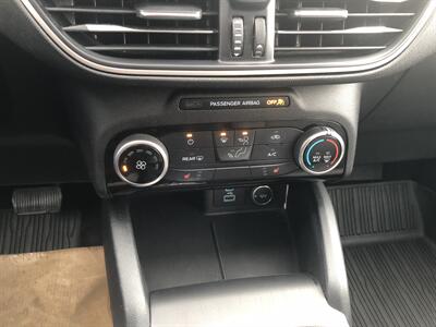2021 Ford Escape SE   - Photo 8 - Clarenville, NL A5A 2C4
