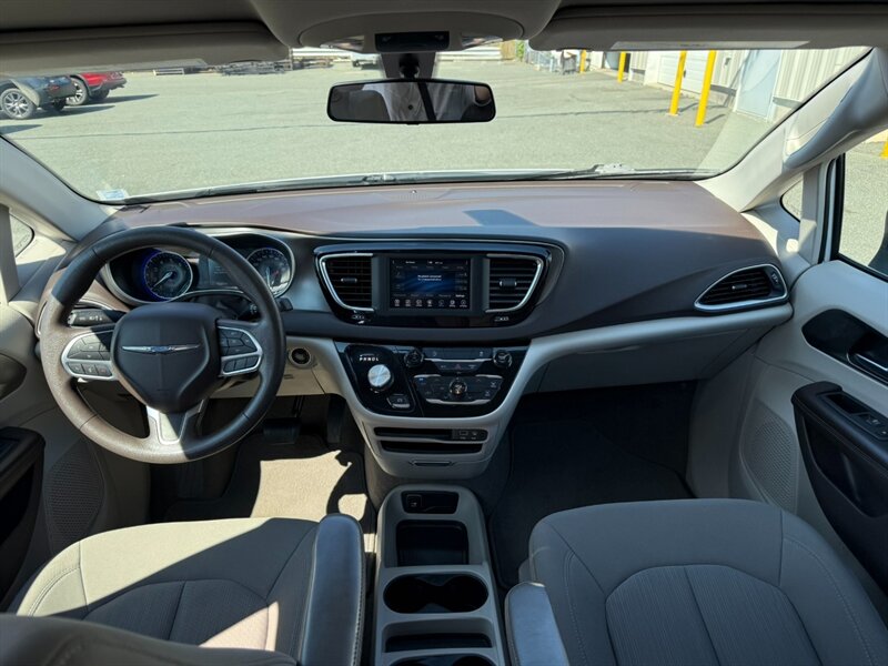 2020 Chrysler Pacifica LX   - Photo 18 - St John's, NL A1B 1C2