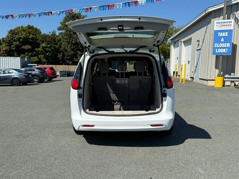 2020 Chrysler Pacifica LX - Photo 11 - St John's, NL A1B 1C2