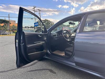 2022 Kia Rio 5-Door LX+   - Photo 18 - St John's, NL A1B 1C2