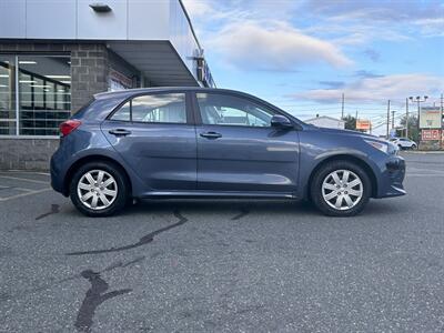 2022 Kia Rio 5-Door LX+   - Photo 4 - St John's, NL A1B 1C2