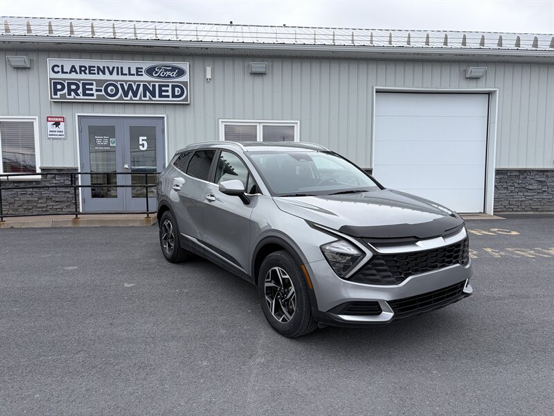 2024 Kia Sportage LX - Photo 2 - Clarenville, NL A5A 2C4