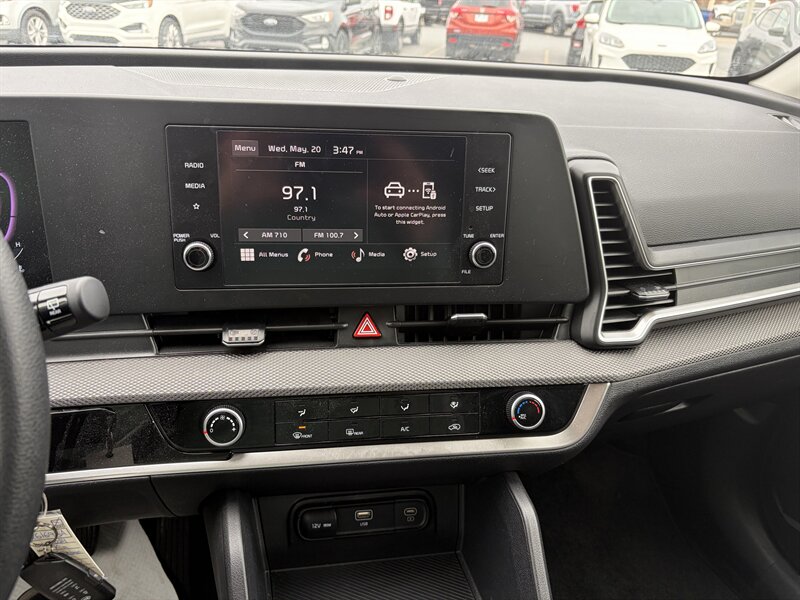 2024 Kia Sportage LX - Photo 8 - Clarenville, NL A5A 2C4