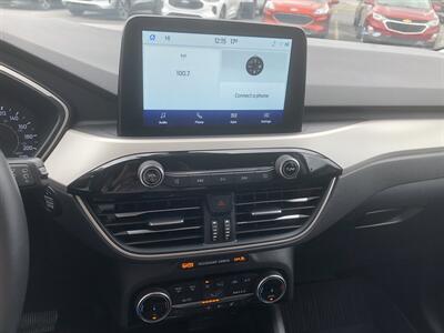 2022 Ford Escape SEL   - Photo 9 - Clarenville, NL A5A 2C4