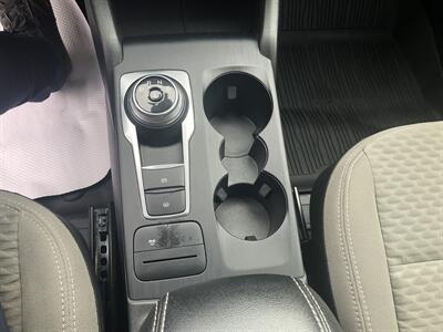 2022 Ford Escape Hybrid SE   - Photo 11 - Clarenville, NL A5A 2C4