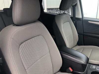 2022 Ford Escape Hybrid SE   - Photo 8 - Clarenville, NL A5A 2C4