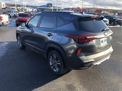 2021 Kia Seltos LX   - Photo 3 - Clarenville, NL A5A 2C4