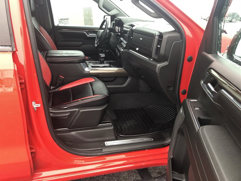 2023 Chevrolet Silverado 1500 RST Z71 - Photo 7 - Clarenville, NL A5A 2C4