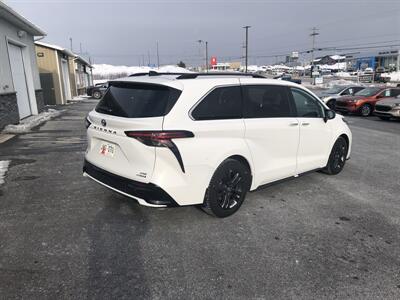 2024 Toyota Sienna XSE 7-Passenger   - Photo 4 - Clarenville, NL A5A 2C4