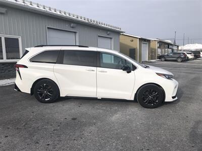 2024 Toyota Sienna XSE 7-Passenger   - Photo 3 - Clarenville, NL A5A 2C4