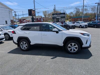2022 Toyota RAV4 LE   - Photo 5 - St John's, NL A1B 1C2