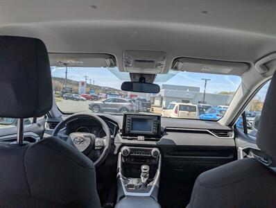 2022 Toyota RAV4 LE   - Photo 8 - St John's, NL A1B 1C2