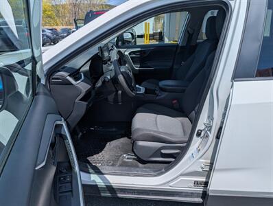 2022 Toyota RAV4 LE   - Photo 10 - St John's, NL A1B 1C2