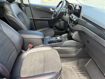 2021 Ford Escape SEL   - Photo 7 - Clarenville, NL A5A 2C4