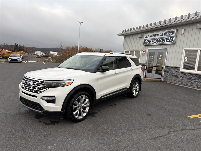 2022 Ford Explorer Platinum - Photo 2 - Clarenville, NL A5A 2C4