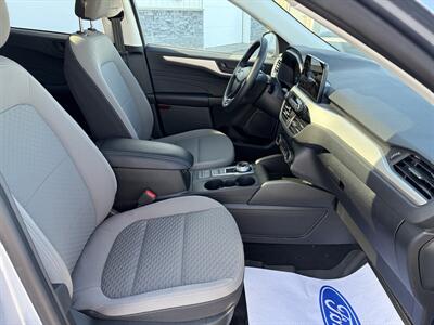 2022 Ford Escape Hybrid SE - Photo 6 - Clarenville, NL A5A 2C4