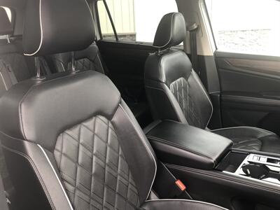 2024 Volkswagen Atlas SEL Premium R-Line 4Motion   - Photo 7 - Clarenville, NL A5A 2C4