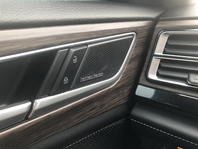 2024 Volkswagen Atlas SEL Premium R-Line 4Motion   - Photo 12 - Clarenville, NL A5A 2C4