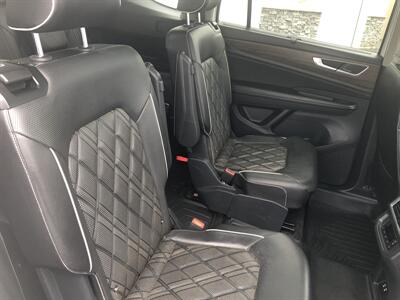 2024 Volkswagen Atlas SEL Premium R-Line 4Motion   - Photo 18 - Clarenville, NL A5A 2C4