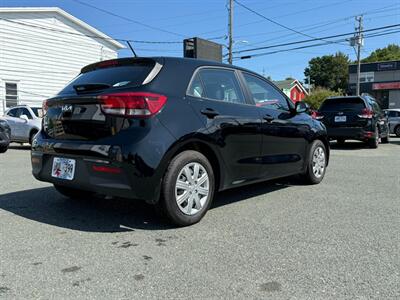 2023 Kia Rio 5-Door LX+   - Photo 5 - St John's, NL A1B 1C2
