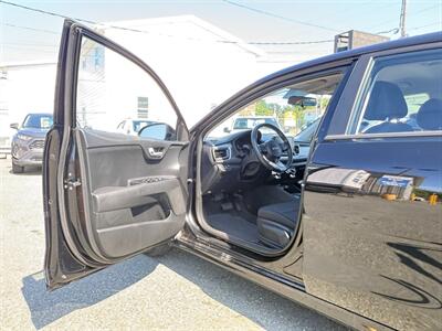 2023 Kia Rio 5-Door LX+   - Photo 19 - St John's, NL A1B 1C2