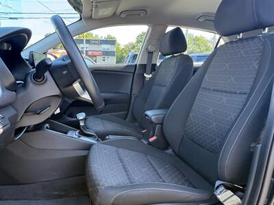 2023 Kia Rio 5-Door LX+   - Photo 20 - St John's, NL A1B 1C2