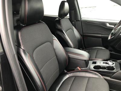 2023 Ford Escape ST-Line Select   - Photo 8 - Clarenville, NL A5A 2C4