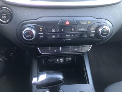 2018 Kia Sorento LX Turbo   - Photo 11 - Clarenville, NL A5A 2C4