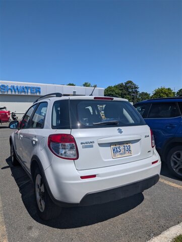 2012 Suzuki SX4 Two Vehicles - Non Running - Photo 4 - St John's, NL A1B 1C2