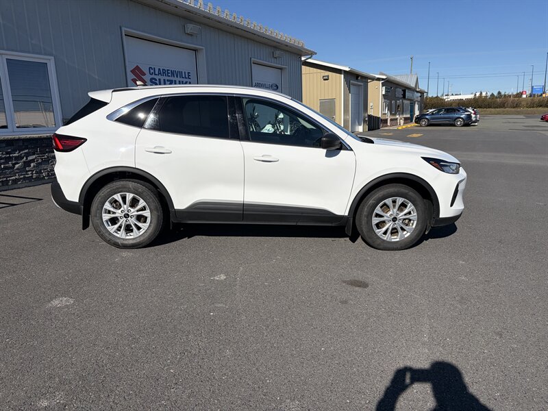 2024 Ford Escape Active - Photo 3 - Clarenville, NL A5A 2C4