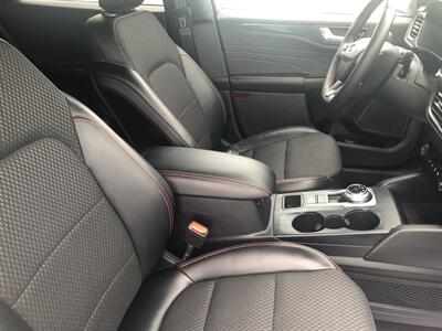 2023 Ford Escape ST-Line Select   - Photo 7 - Clarenville, NL A5A 2C4