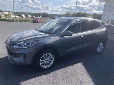 2021 Ford Escape SE   - Photo 2 - Clarenville, NL A5A 2C4