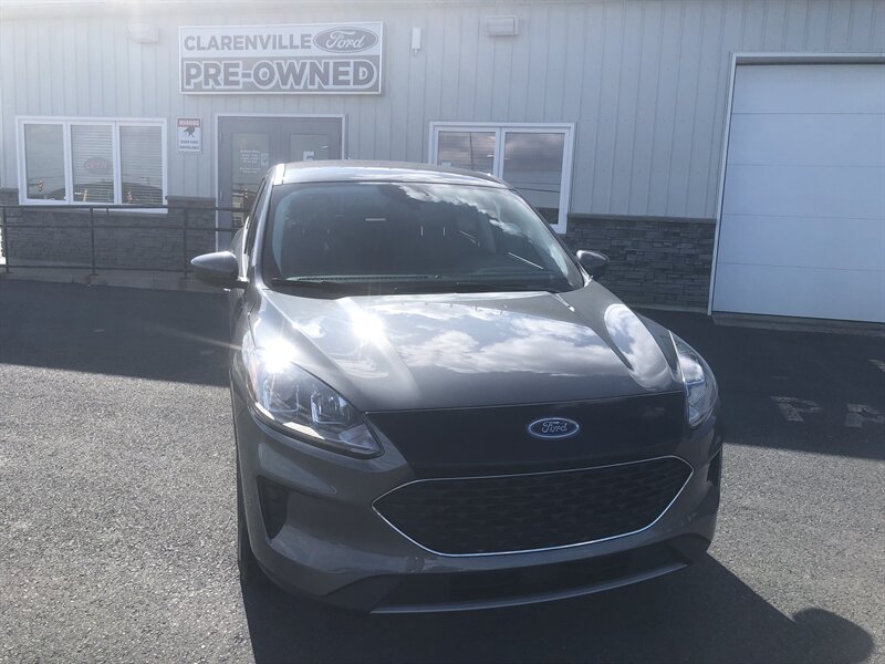 2021 Ford Escape SE - Photo 1 - Clarenville, NL A5A 2C4