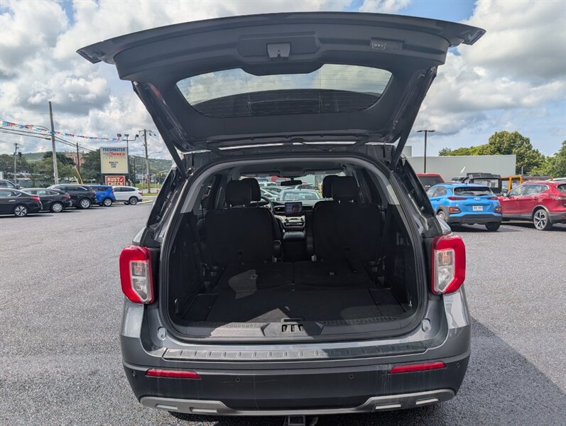 2024 Ford Explorer XLT - Photo 6 - St John's, NL A1B 1C2