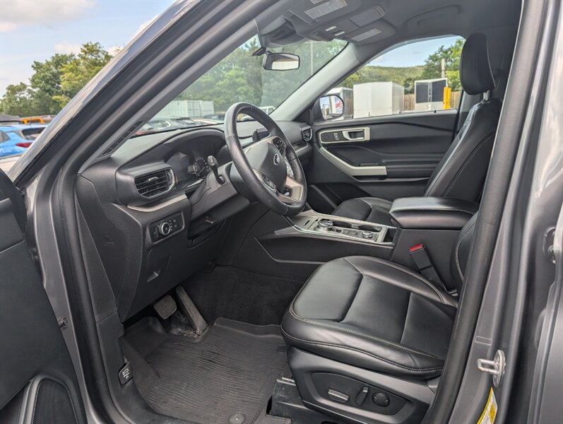 2024 Ford Explorer XLT - Photo 10 - St John's, NL A1B 1C2